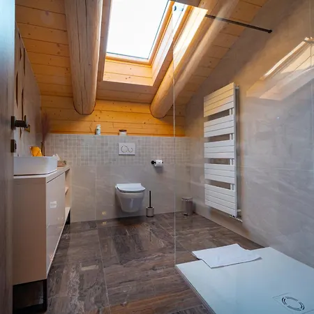 Chalet Royal