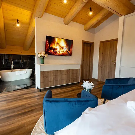 Royal Chalet