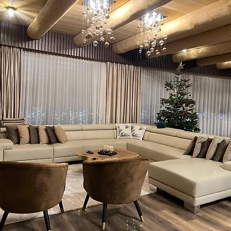 Chalet Royal