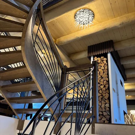 Chalet Royal